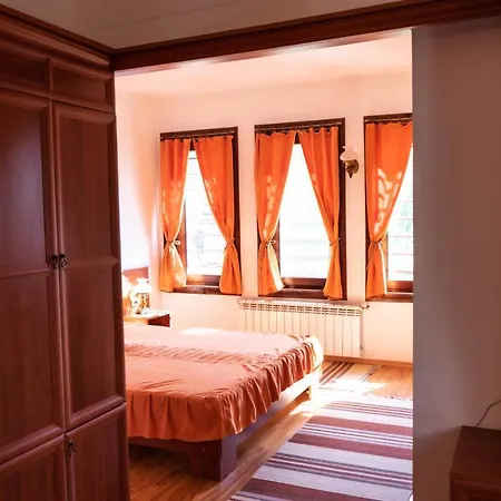 Sivrieva House